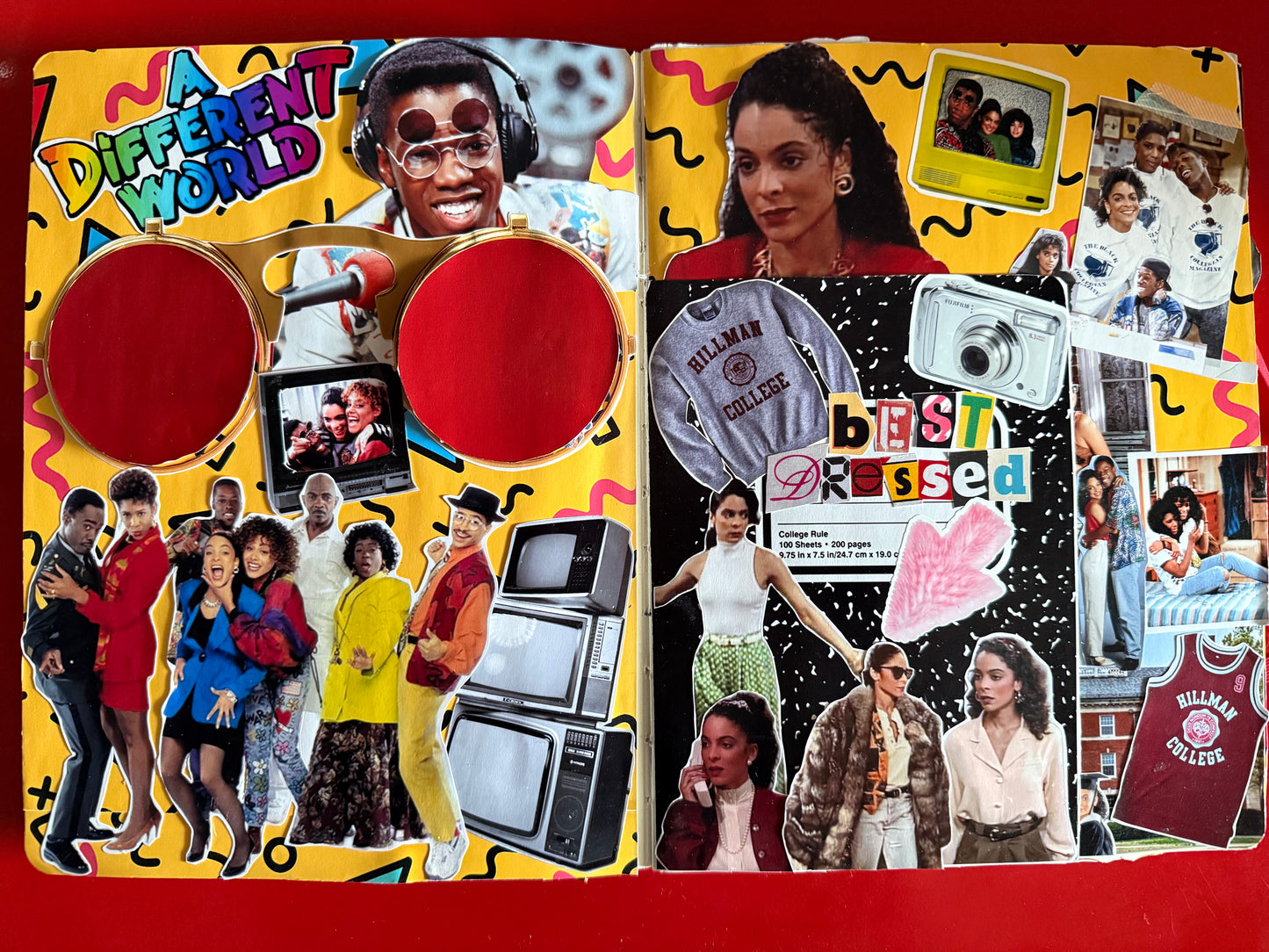 College Yearbook 🎓📓